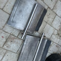 International Quarter Panel