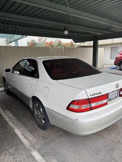 2001 Lexus ES 300