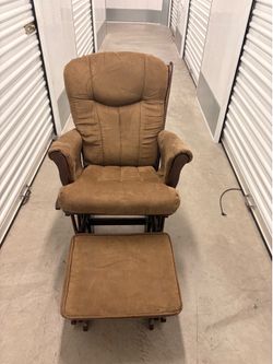 Glider Rocking Chair with Ottoman