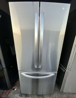 Deal: LG 30" French Door Refrigerator – Stainless, Clean, Works Great