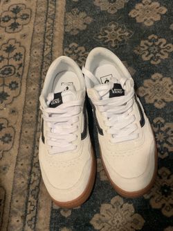 Vans 10 1/2 new