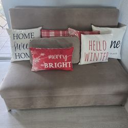 Sealy Sleeper Sofa Full Size In Microfiber With Throw Pillow