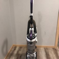 Power Deep Cleaning Vacuum