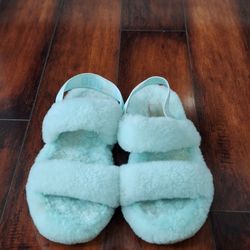 UGG Oh Yeah Aqua Slide Slippers, Size 9