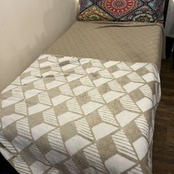 Memory Foam Twin Mattress 