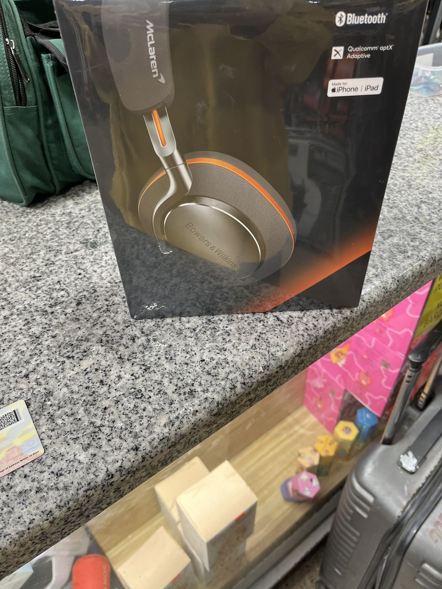 Bowers & Wilkins Px8 McLaren Edition