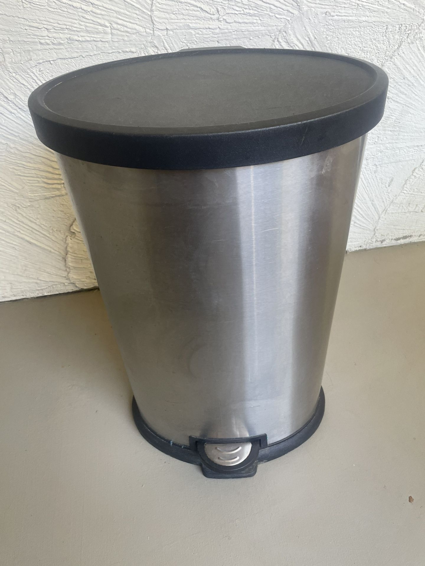 Trash Can