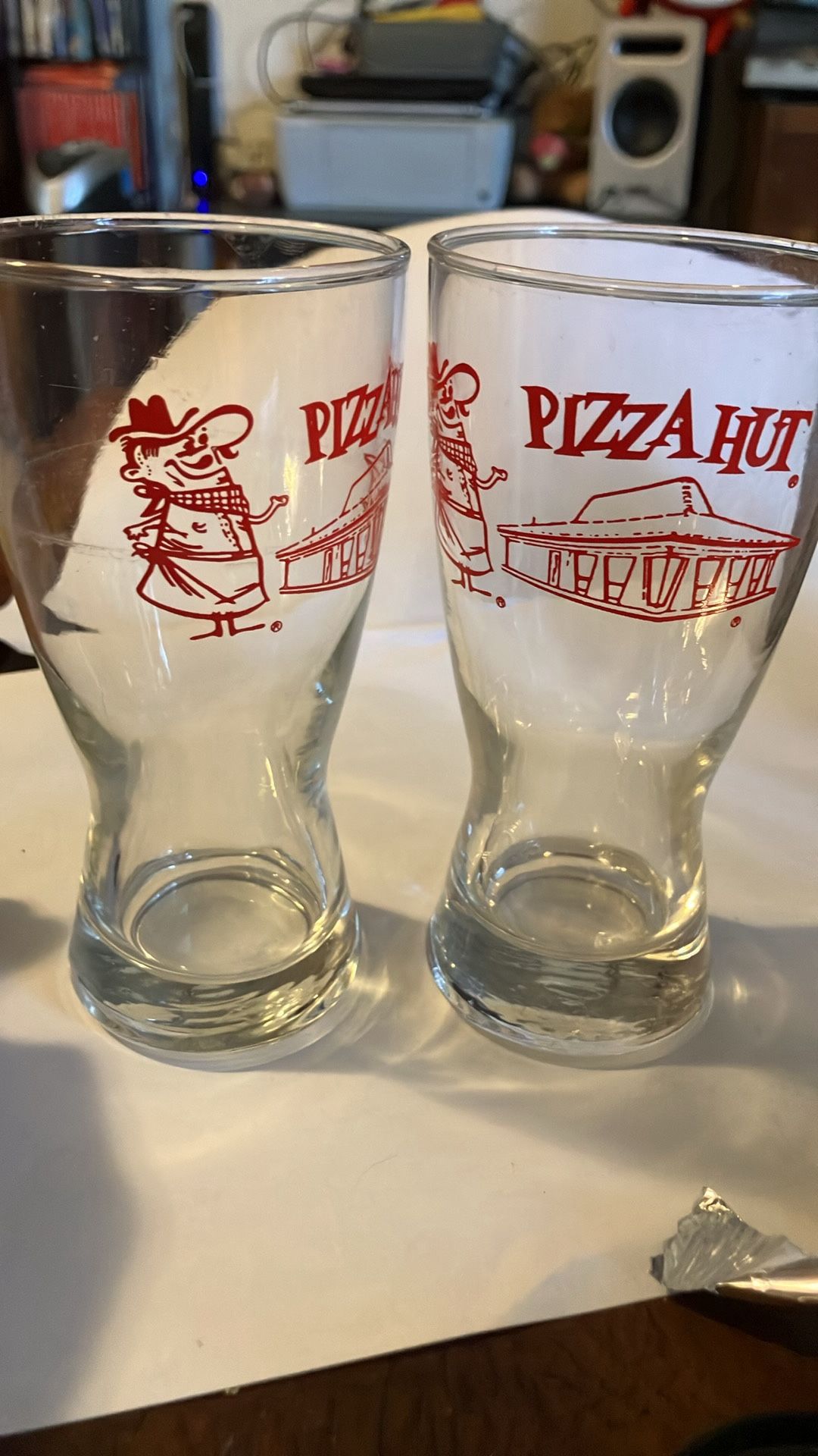 Vintage 1970s Pizza Hut "Pizza Pete" Restaurant Pilsner Glassesh - Set of 2