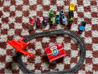Thomas the Train set + trains + books