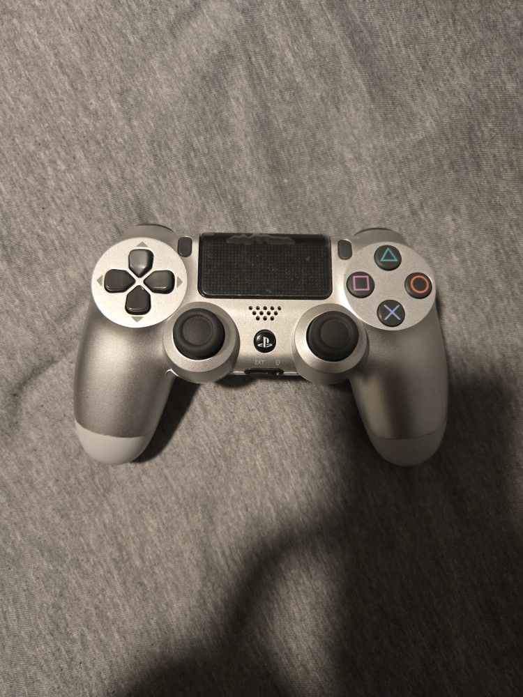 PS4 Controller 