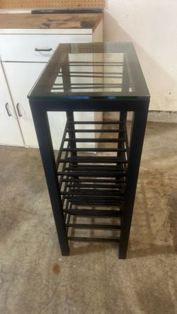 Glass wine cellar