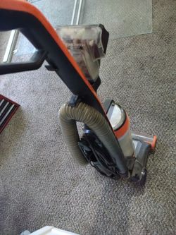 Vacuum for carpet