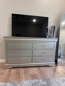 3 piece dresser set for sale