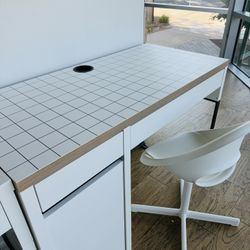 Micke desk And Chair