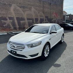 2013 Ford Taurus