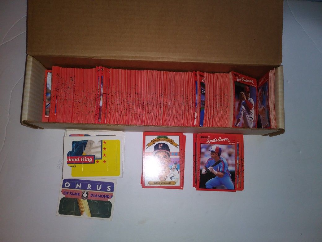 Lot of Over 500 Donruss '90 Collector's Baseball Trading Card/Collection