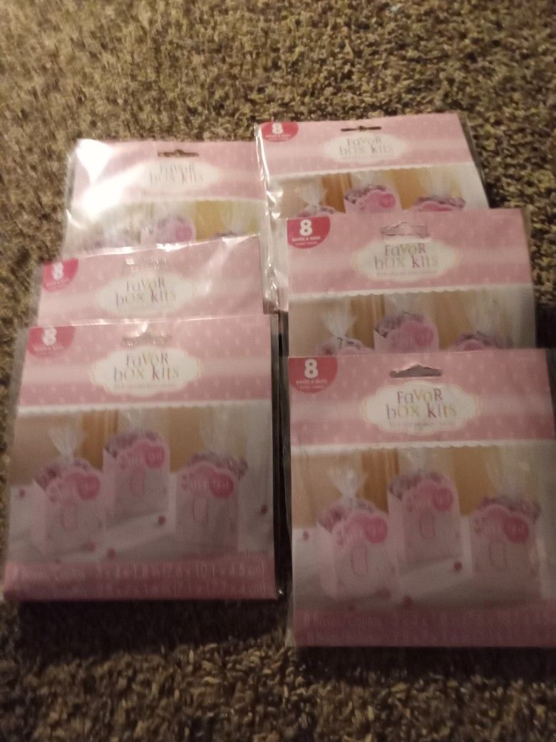 It's A Girl Party Favor Box Kit