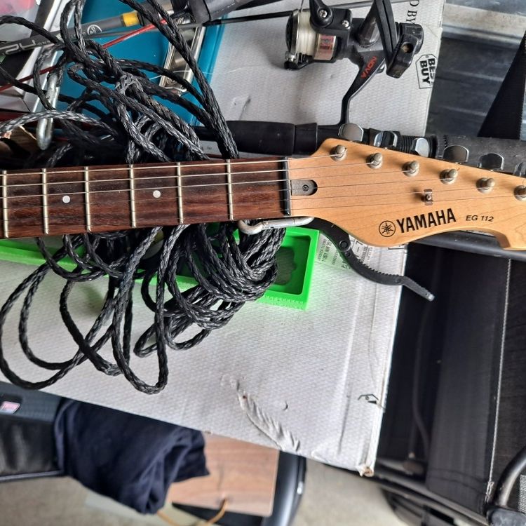 Yamaha Eg112 Electric Guitar for Sale in Vancouver, WA - OfferUp