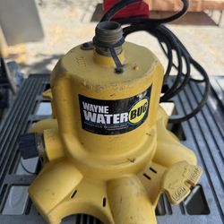 WAYNE - WaterBUG 1/6 HP 1350 GPH Submersible Pump with Multi-Flo Technology - Water Removal and Tran