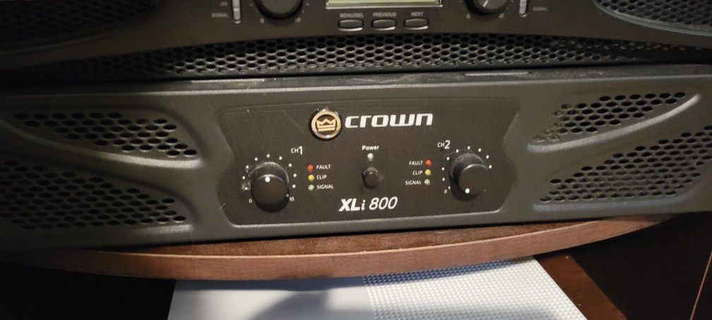Crown Amplifier