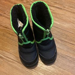 Toddler Size 10 Snow Boots 