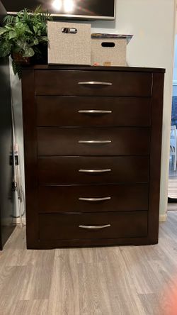 6 drawer large dresser