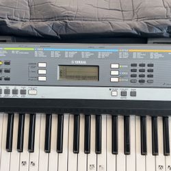 Yamaha YPT-240 ELECTRONIC KEYBOARD