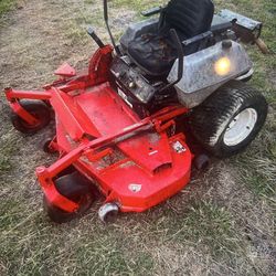 Exmark Commercial Zero Turn Mower – Dual Tanks – Runs Strong