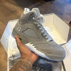 Wolf Grey 5s