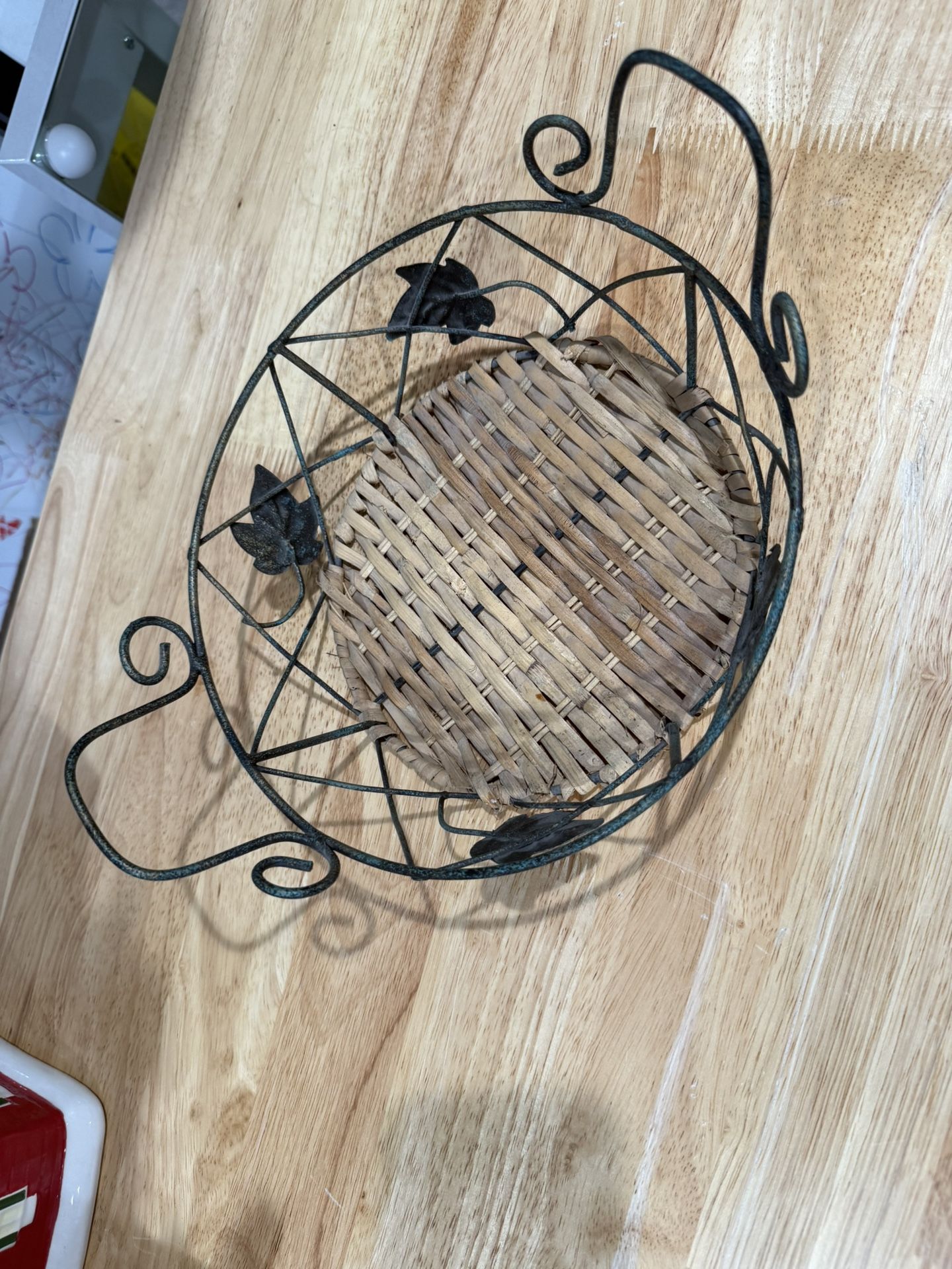 Wicker & Iron Ivy Basket 