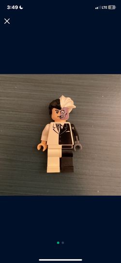 RARE Lego Two-Face Minifigure from 7781