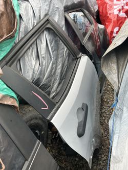 2015-2022 Jeep Renegade Passenger Rear Door