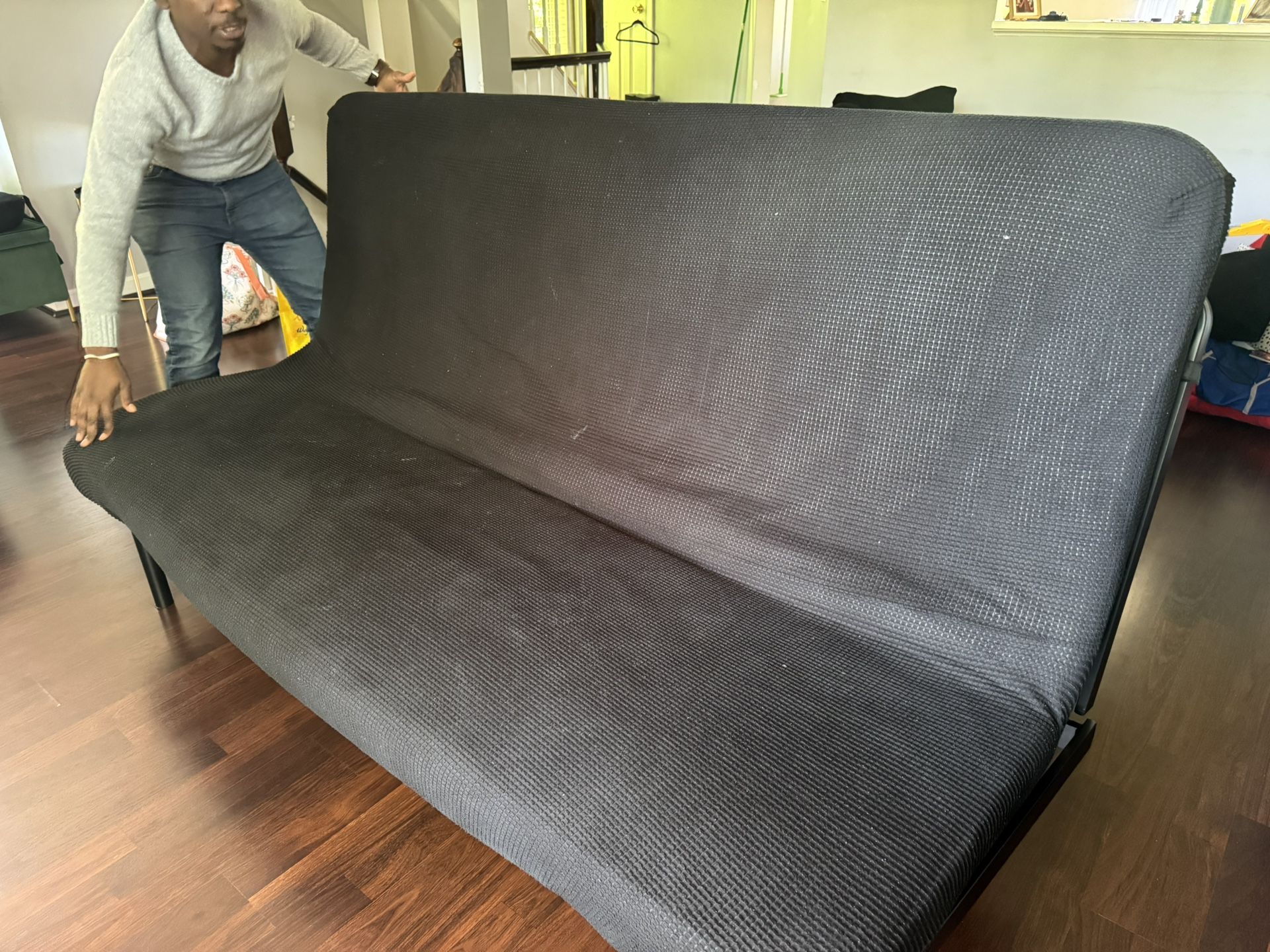 Black Futon
