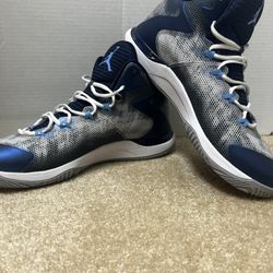 Nike Air Jordan https://offerup.co/faYXKzQFnY?$deeplink_path=/redirect/ 3 Size 13