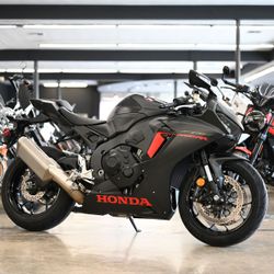 2017 HONDA CBR1000RR