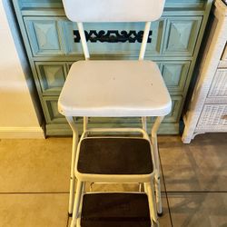 Vintage Retro Cosco Step Stool Char