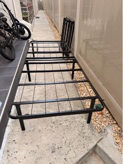 Twin Metal Platform Bed Frame