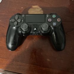 PlayStation 4 Controller 