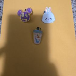 3 New Deisney Pins Lot G1 