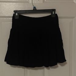 Forever 21 Black Short Skirt Size M Juniors