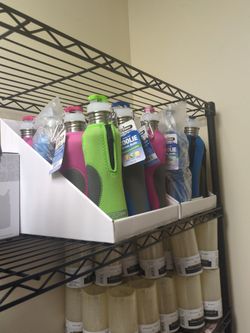Brand new Stainless Steel Water Bottles - Black, Blue, Green, And Pink.