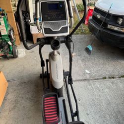 Elliptical Endurance 720 E