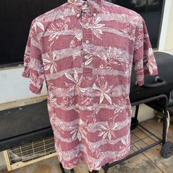 PreOwned Reyn Spooner Hawaiian Print Red 3/4 Button Men's Medium