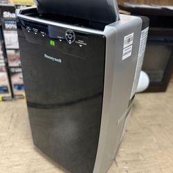 HONEYWELL - 14000 BTU 550-700 sq.ft. (9000 BTU DOE) Portable Air Conditioner Dehumidifier – Fan
ADO#: AC-9001


Brand New No Box. Price is firm.
