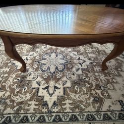 Oval Coffee Table with Carved Legs