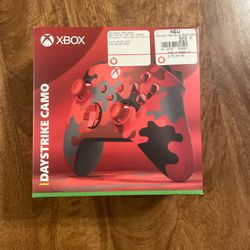 Xbox Series X|S Wireless Controller – Daystrike Camo – Excellent Condition