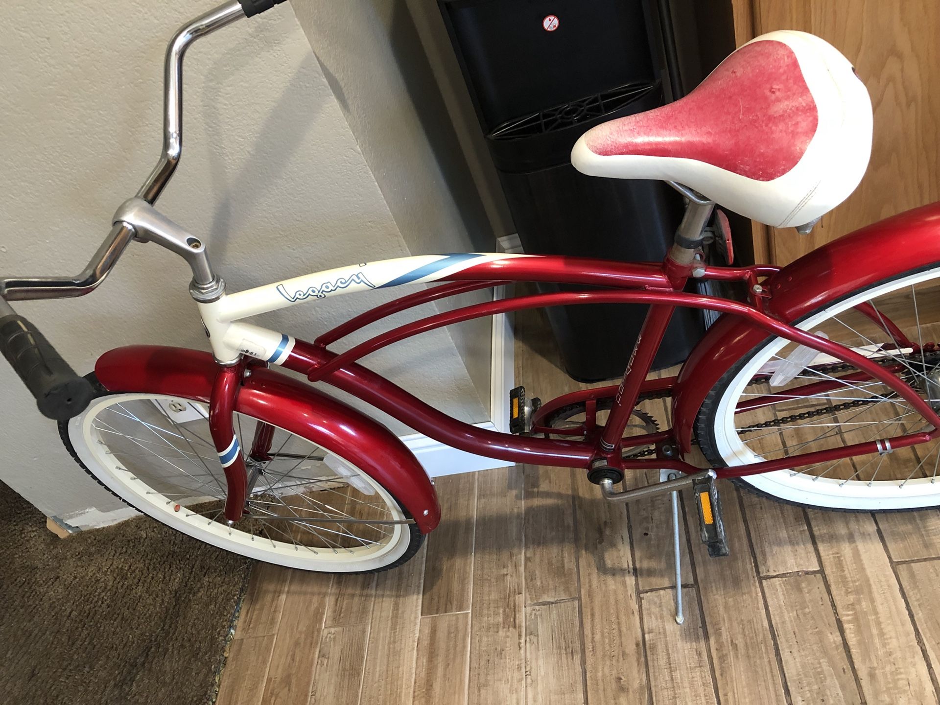 schwinn legacy beach cruiser