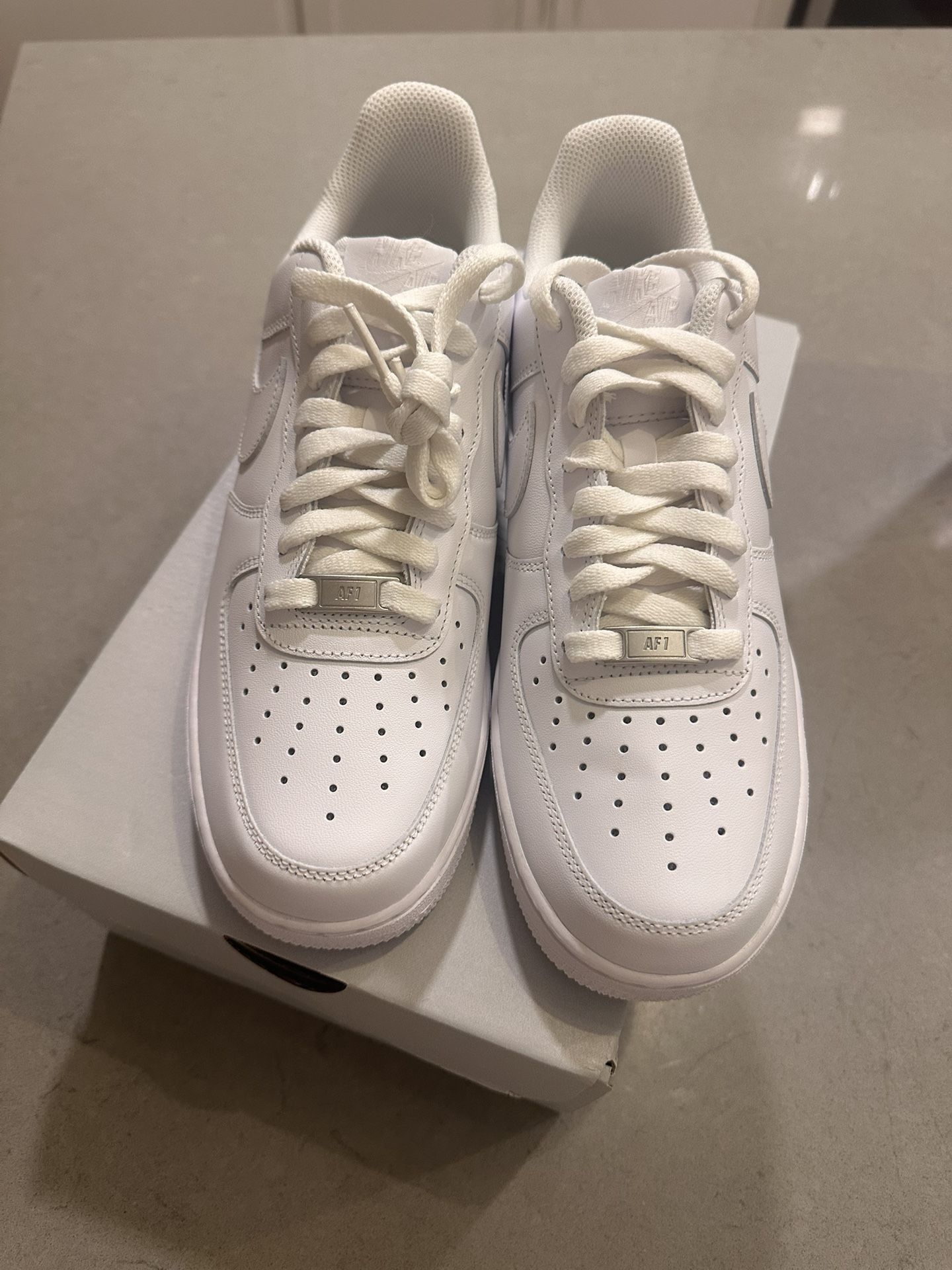 Air Force 1 ‘07 Men Size 8