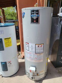 Gas Water Heater 50 gal in good condition and Warranty Works Great 19th Ave And Baseline pick up only