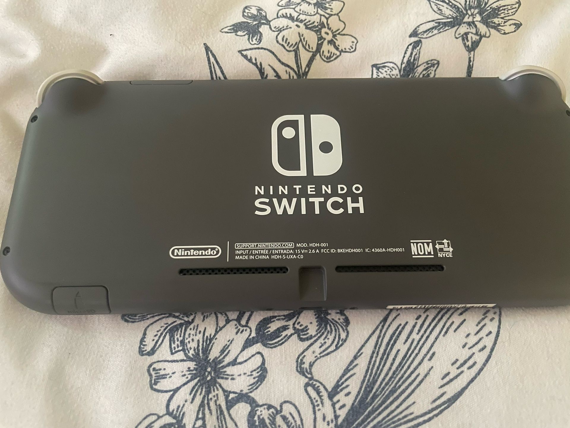 Nintendo Switch Lite (gray)